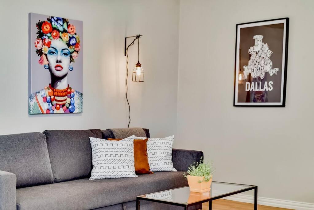 Dallas Boutique Flat + Arboretum Tickets Included 외부 사진