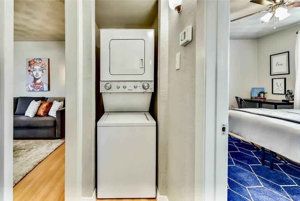 Dallas Boutique Flat + Arboretum Tickets Included 외부 사진