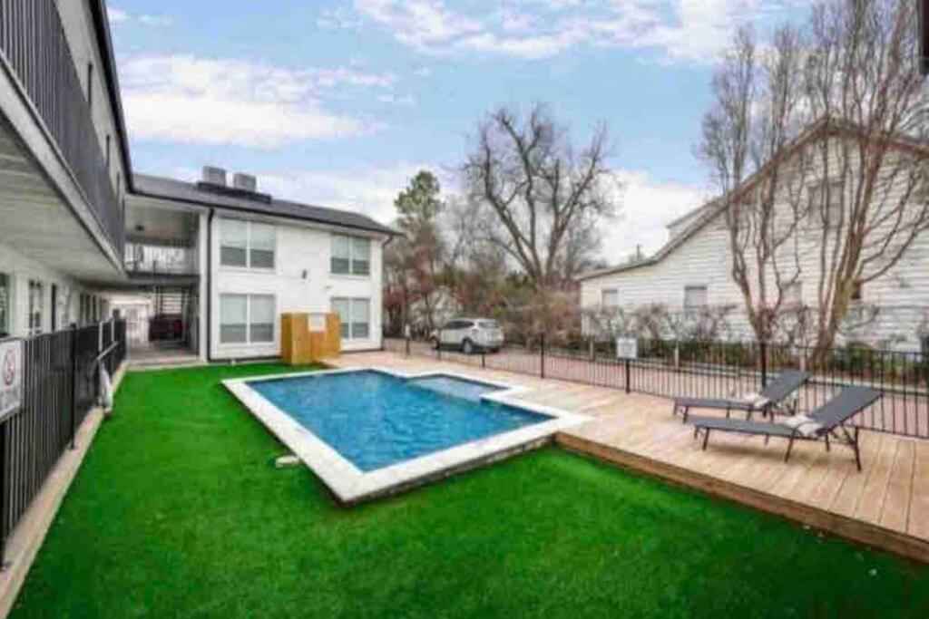 Dallas Boutique Flat + Arboretum Tickets Included 외부 사진