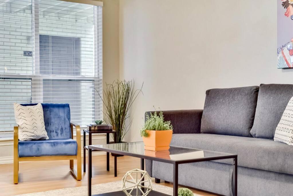 Dallas Boutique Flat + Arboretum Tickets Included 외부 사진